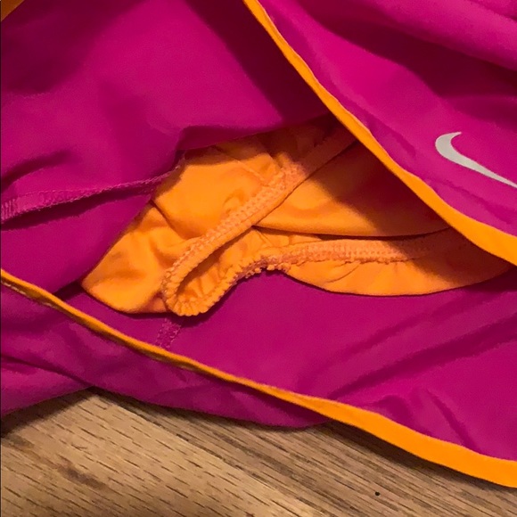Nike running athletic shorts medium - Picture 4 of 5